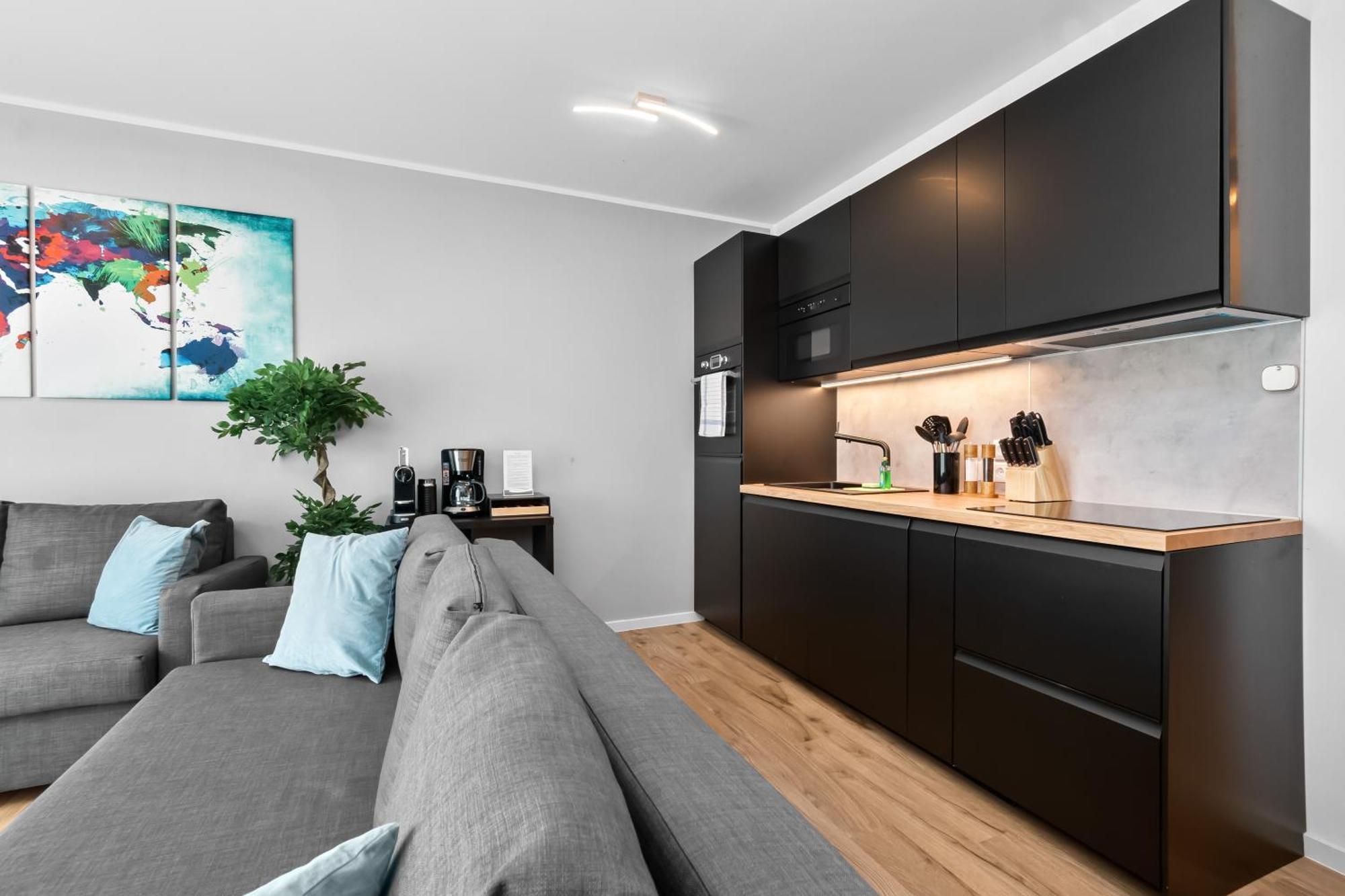 Design Luxus, Vollausstattung, Neubau, 30Min Hbf Leipzig 8, Naehe Flughfaen, Bmw, Dhl, Amazon Lejlighed Schkeuditz Eksteriør billede