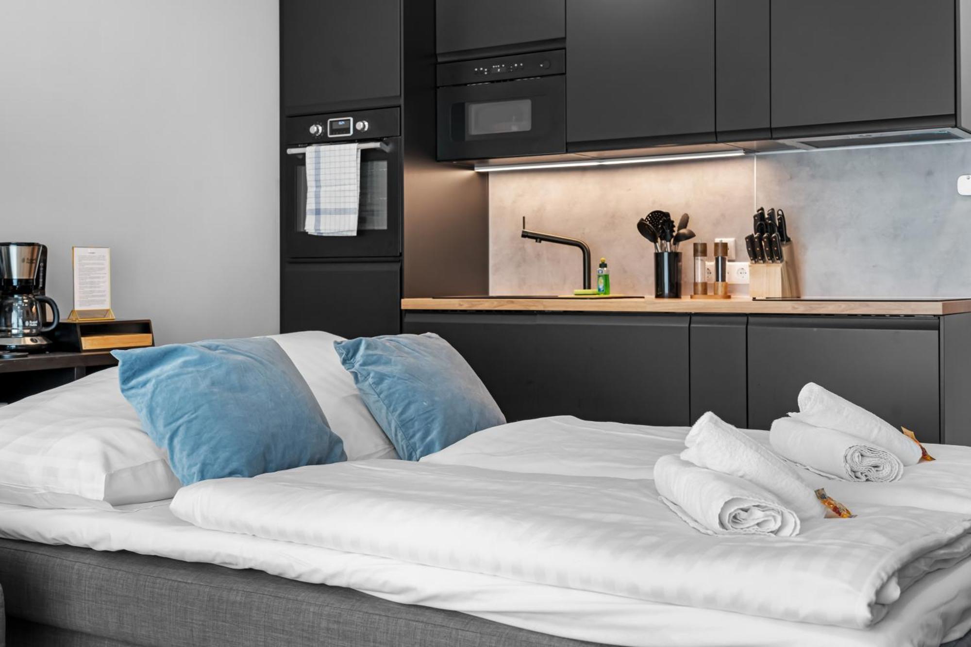 Design Luxus, Vollausstattung, Neubau, 30Min Hbf Leipzig 8, Naehe Flughfaen, Bmw, Dhl, Amazon Lejlighed Schkeuditz Eksteriør billede